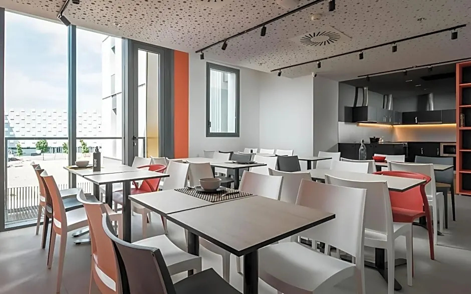 Home and CoLiving Pamplona