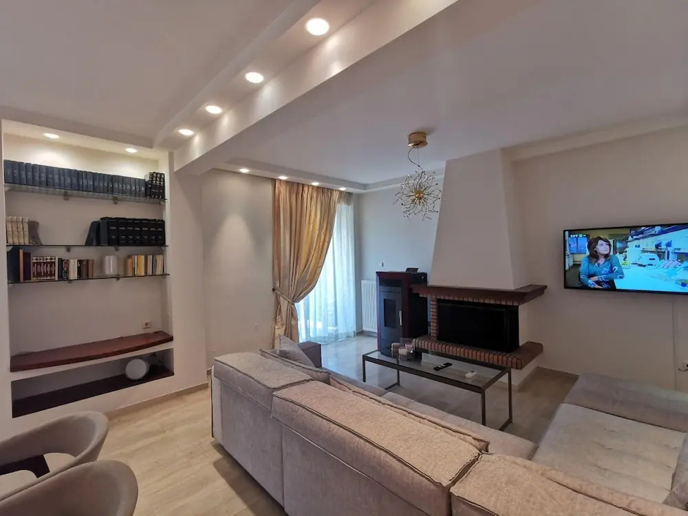 Cassiopeia - Glyfada Apartment