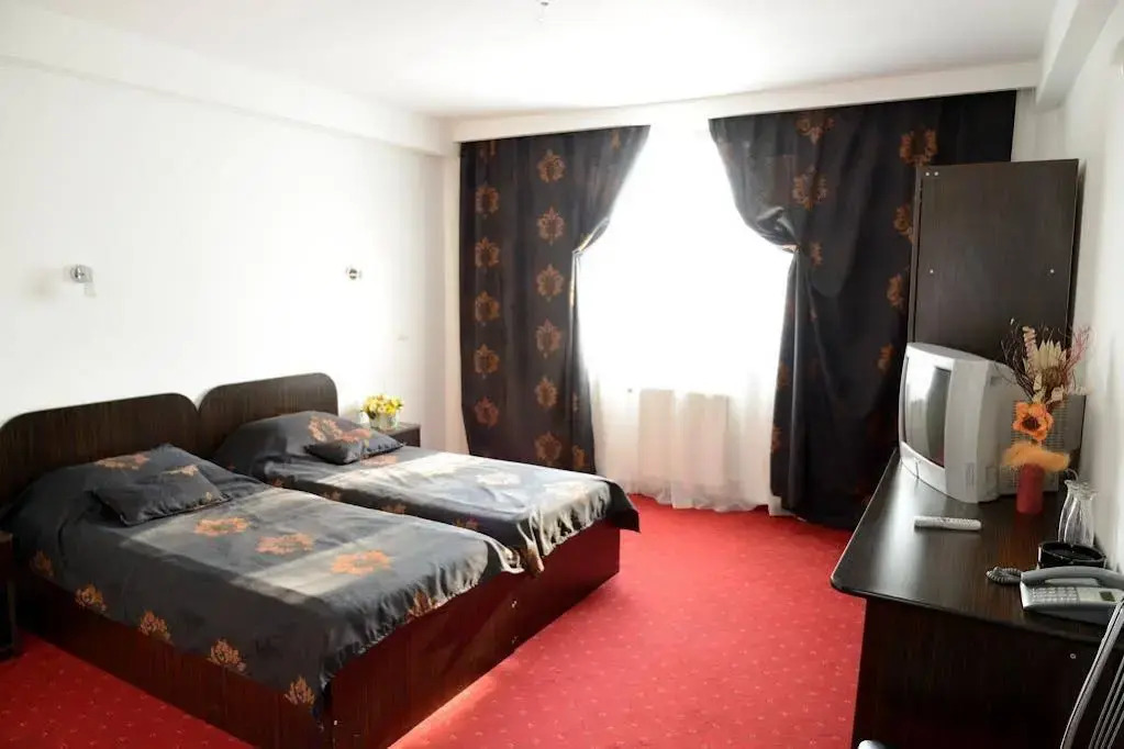 Hotel Trio Giroc