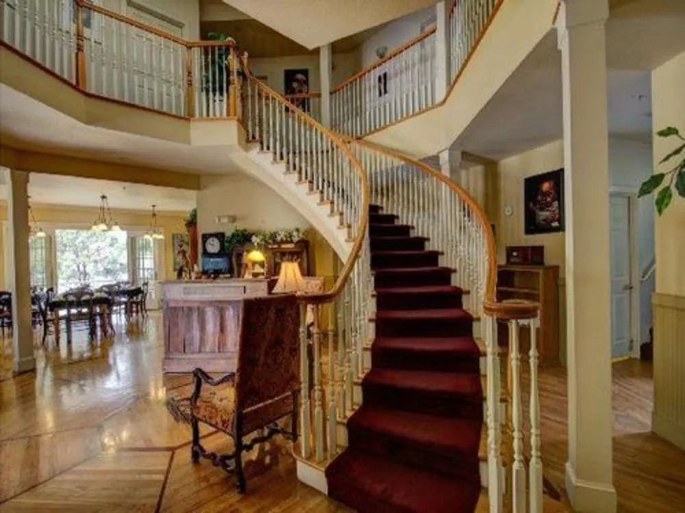 The Currier Inn