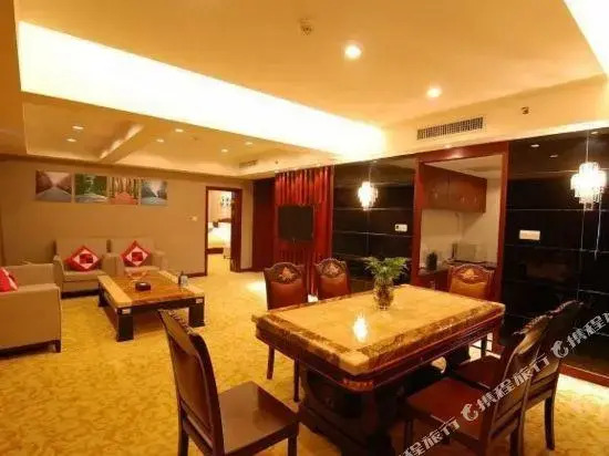 Huafeng Huatian Hotel