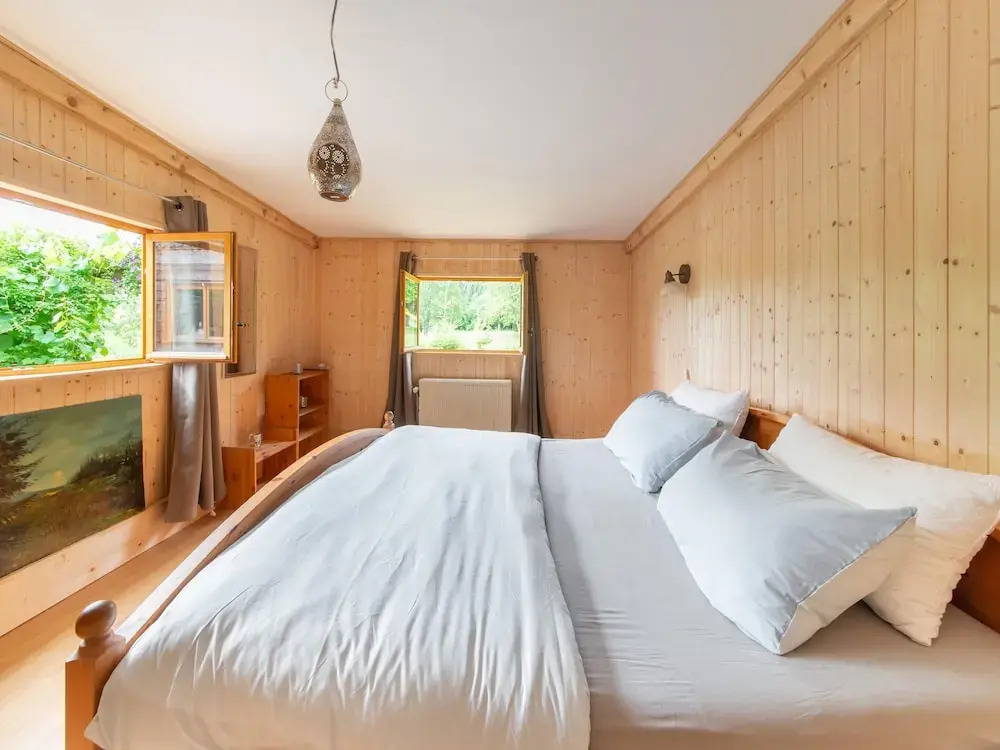 Holiday Home in Bievre With Garden