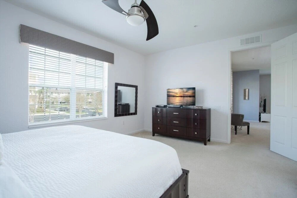 Vista Cay Jewel 3 Bedroom Condo