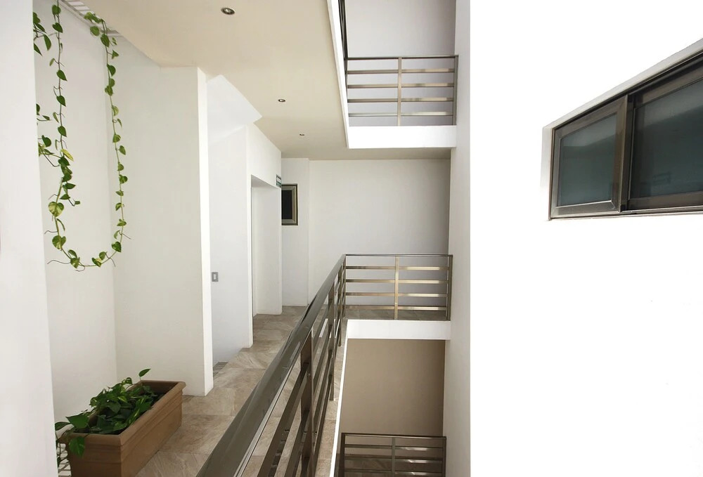 Menesse 25-26-302 by iMexico