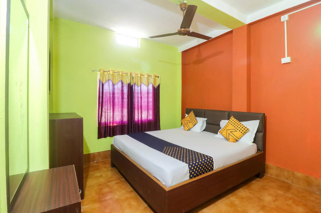 SPOT ON 61098 Gouri Nivas