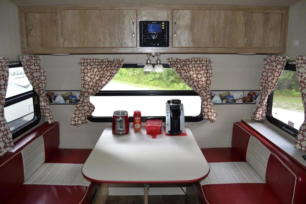 Compass Rv Park - A Cruise Inn Park