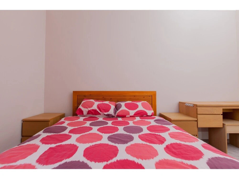 Stylish Victorian City Centretenemant for 4