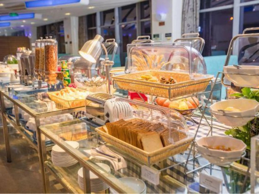 Holiday Inn Express Tianjin Binhai