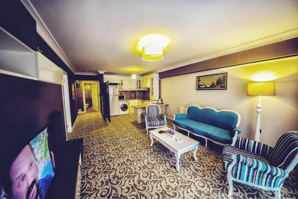 My Suit Residence