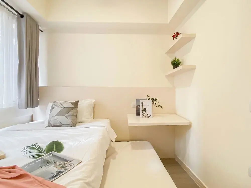 Modern White Accent 2Br Apartment Meikarta