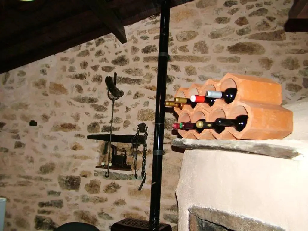 House With one Bedroom in Parada, With Wonderful Mountain View, Enclosed Garden and Wifi - 22 km From the Beach