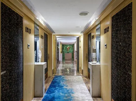 Count Garden Hotel