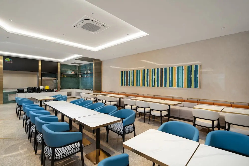 Yizhi Hotel (Dongshankou Subway Station Store, First Affiliated Hospital of Sun Yat sen University)