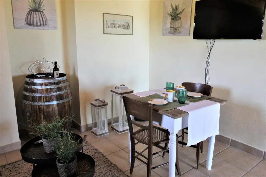 Scalecci, country home