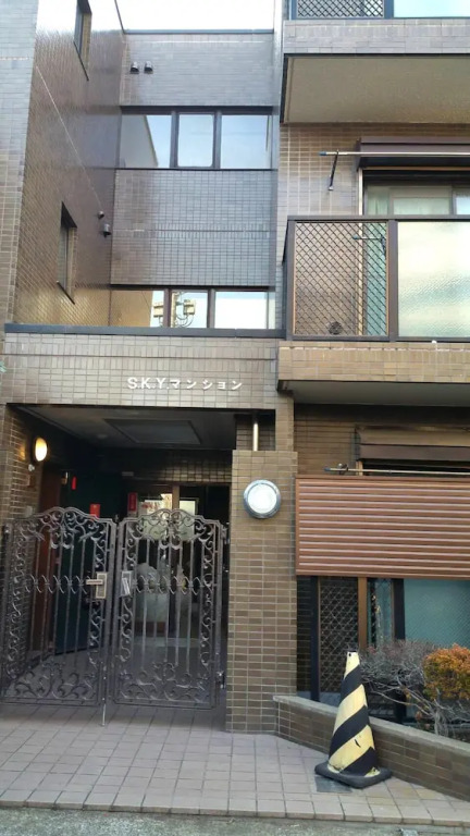 Shinjuku Shin Okubo house
