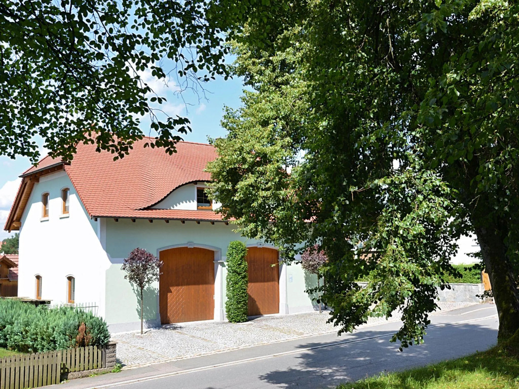 Apartment in Bavaria Near Forest Trails