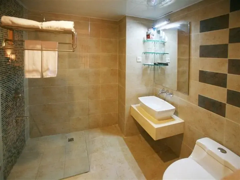 Sanya Lidu Seaview Hotel