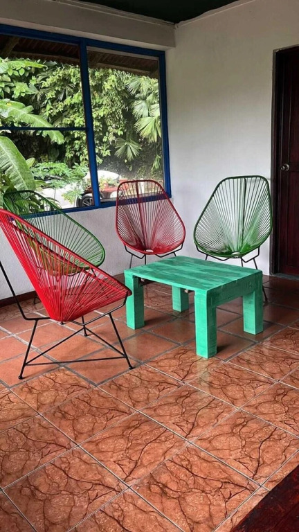 Pura Vida Hostel Manuel Antonio