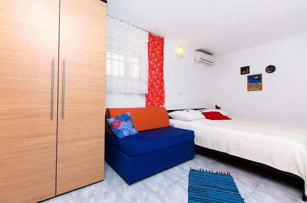 Apartments Lidija