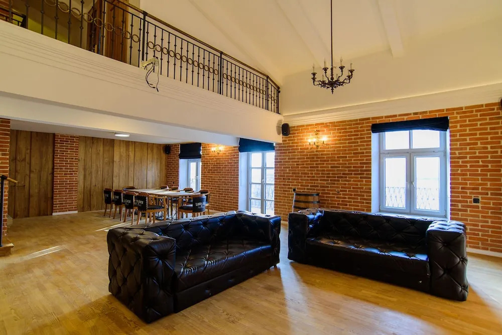 Lord Jack Apartments