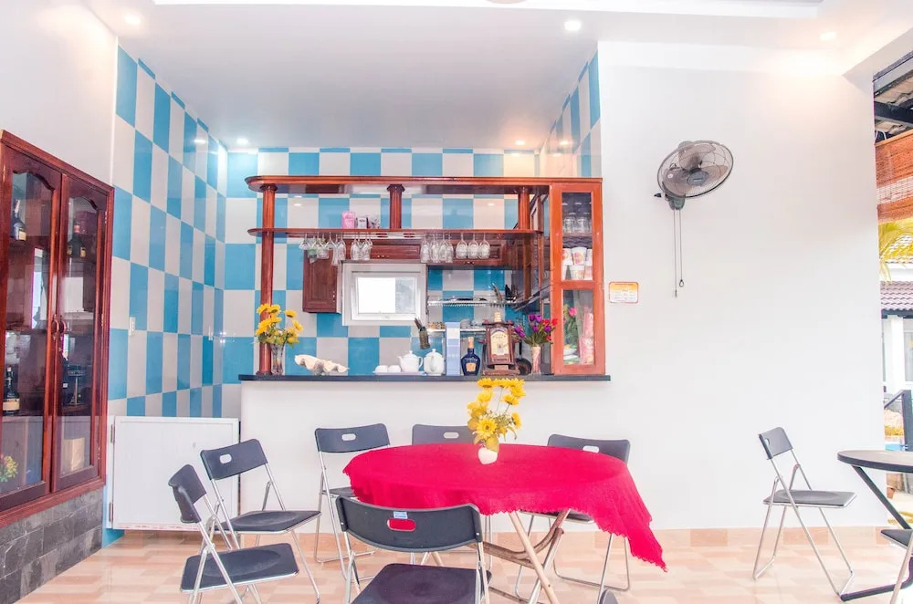 Anna Nguyễn Bungalow