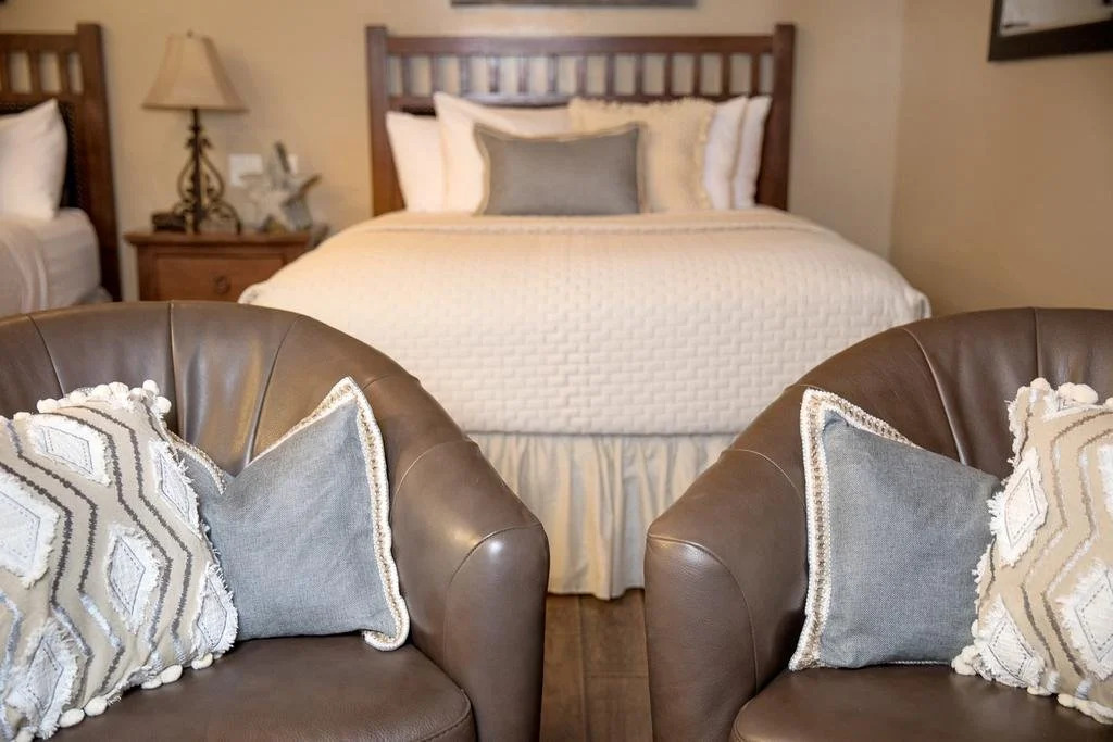 Primrose Inn and Suites