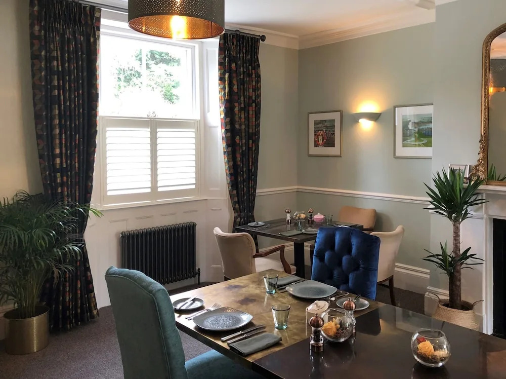 Moortown Lodge B&B