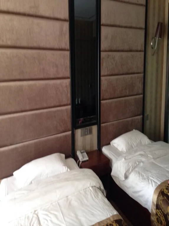 Luoyang Fengtaihaodi Theme Hotel