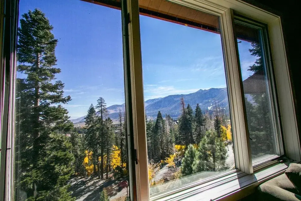 Bridges Townhome 13 Mountain View Townhome just Steps to the Slopes with Private Garage and Washer Dryer by RedAwning