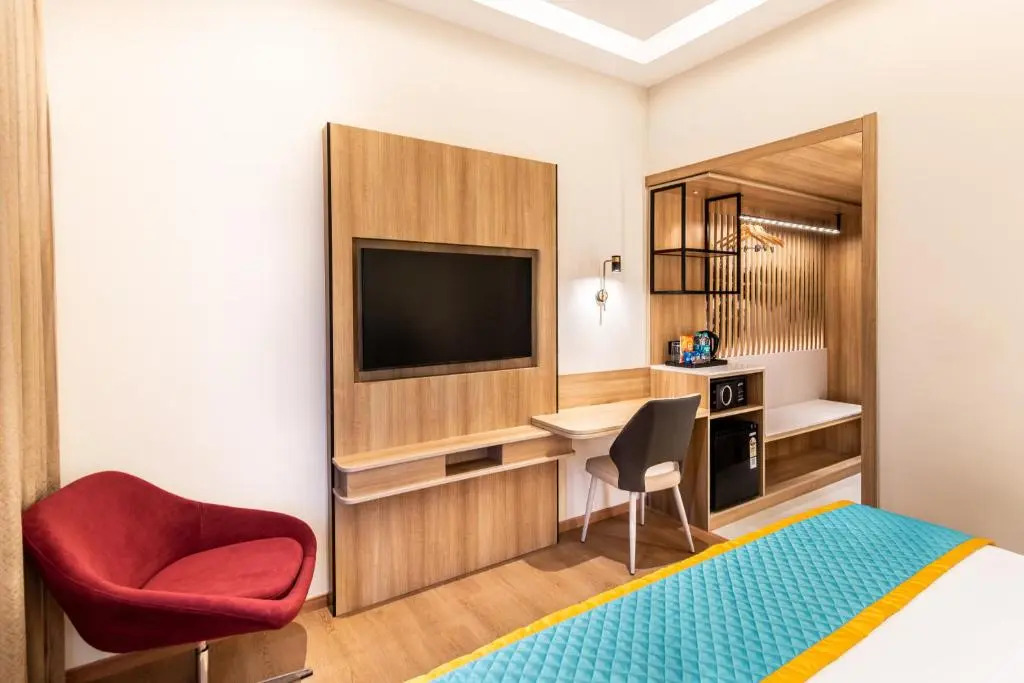 Hotel Lenexa by Bestinn Leisure