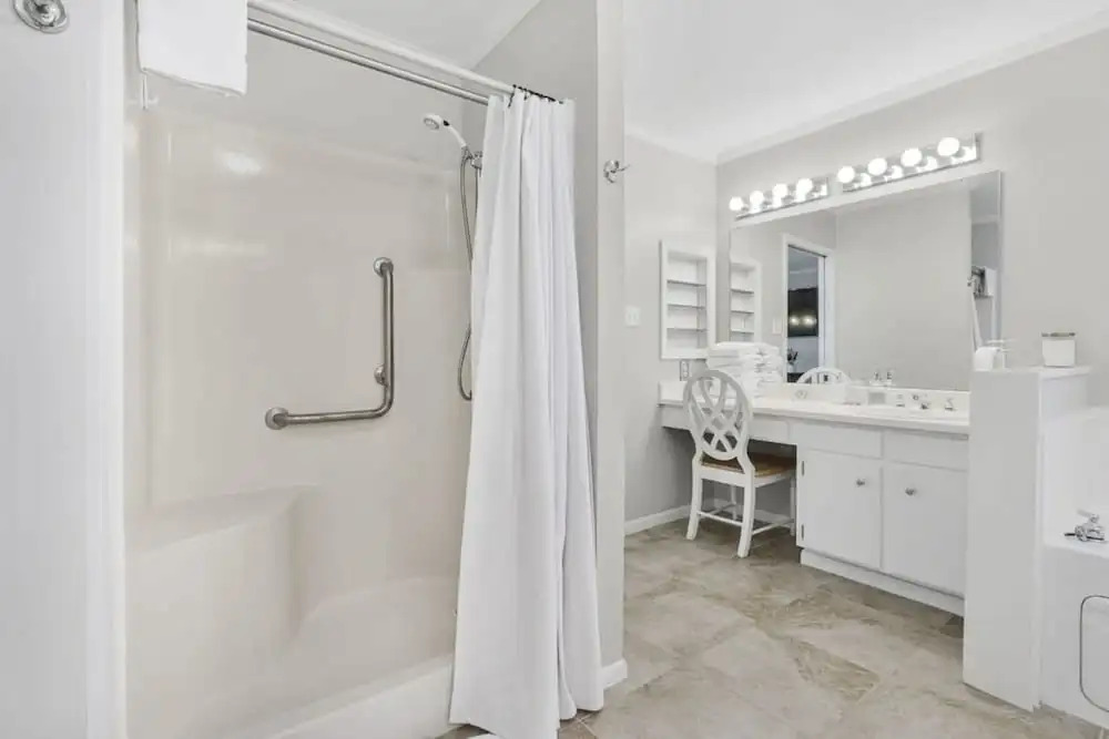 Lagoon Time Beach Home- Elevator Beach Access