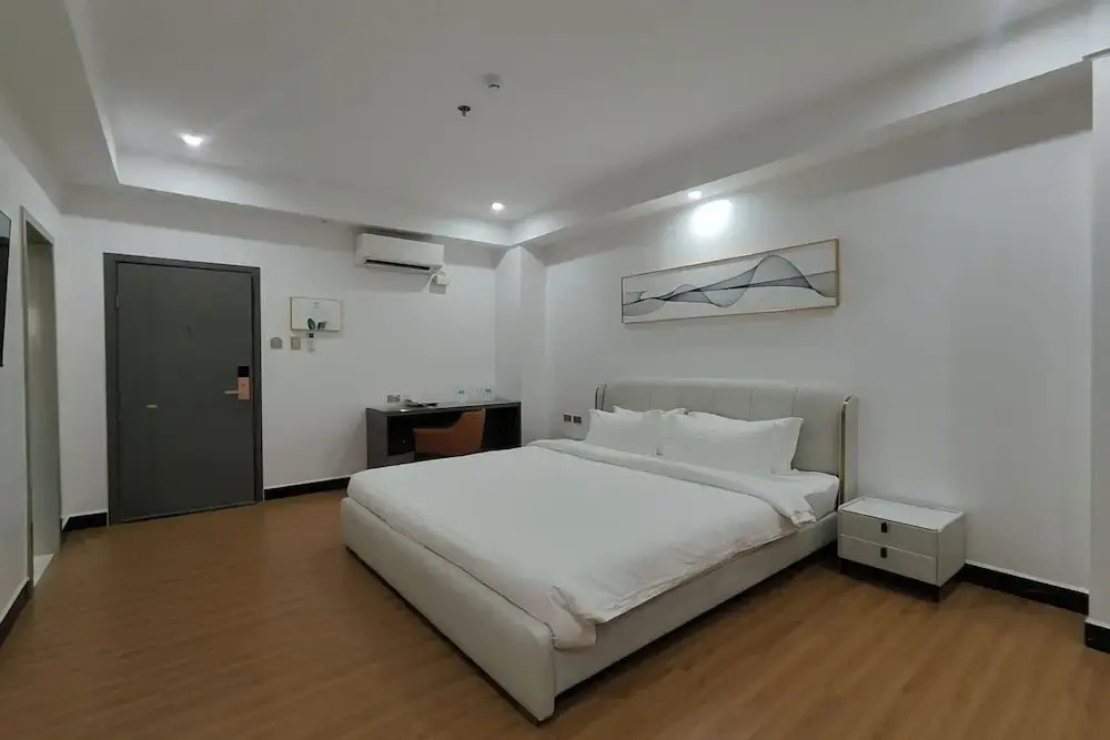 Mactan Grand Golden Hotel near Airport