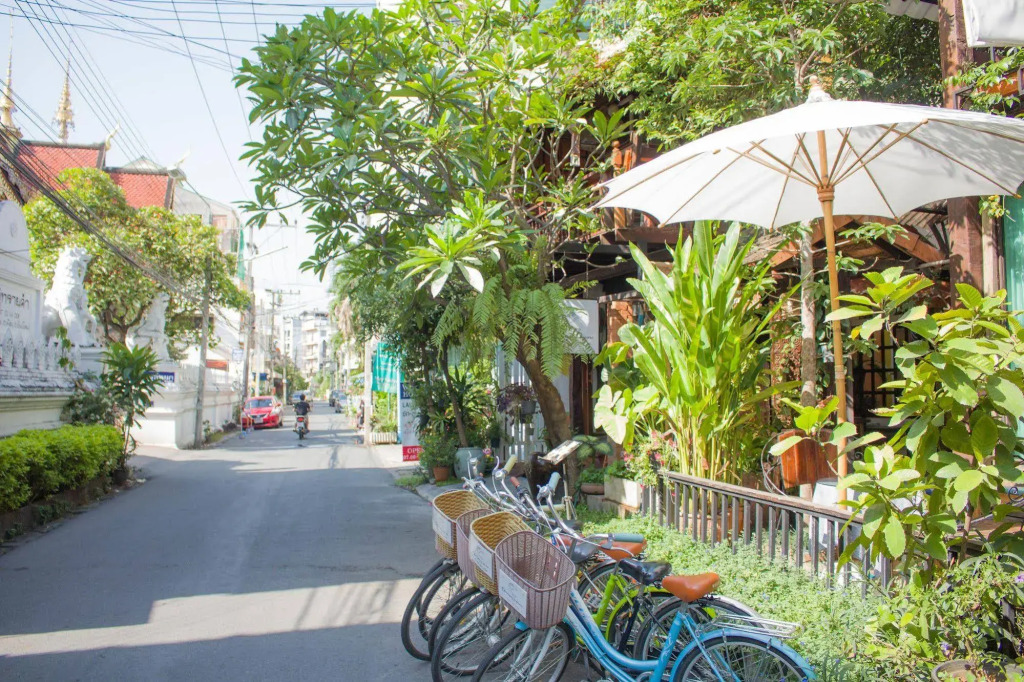 Changmoi House