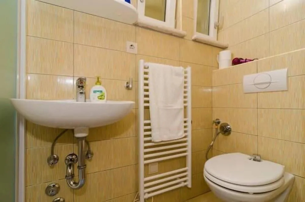 Apartments Gusti