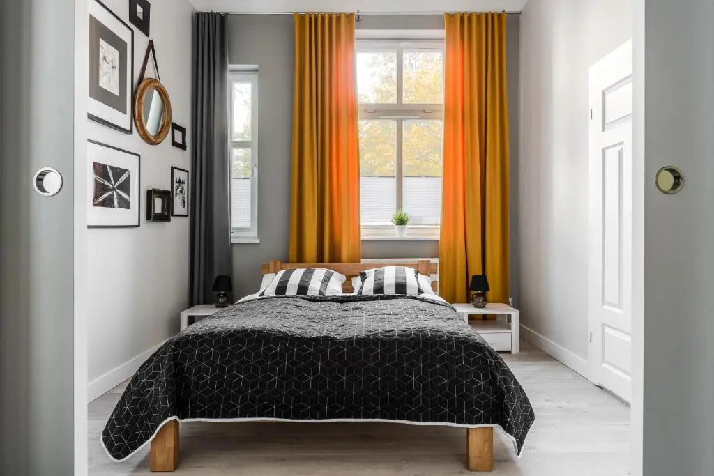 Sanhaus Apartments - CHOPINA 13 - apartamenty w centrum, 5 minut od plaży i deptaka