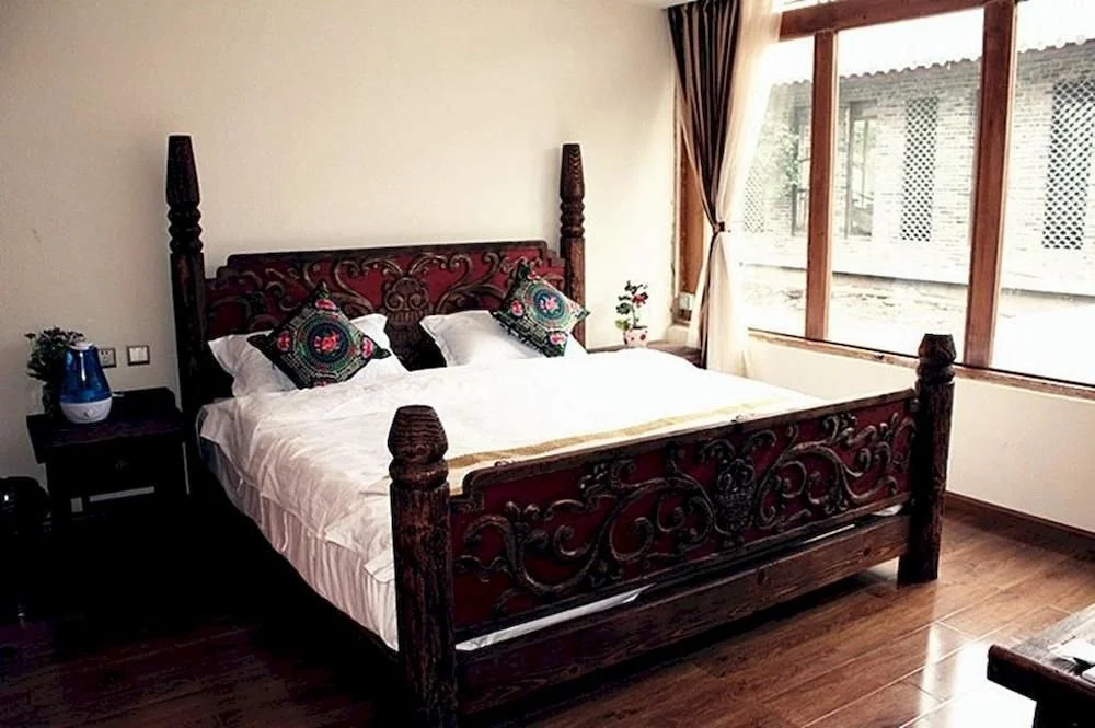 Lijiang Shuhe Ruyi Feng Boutique Hotel