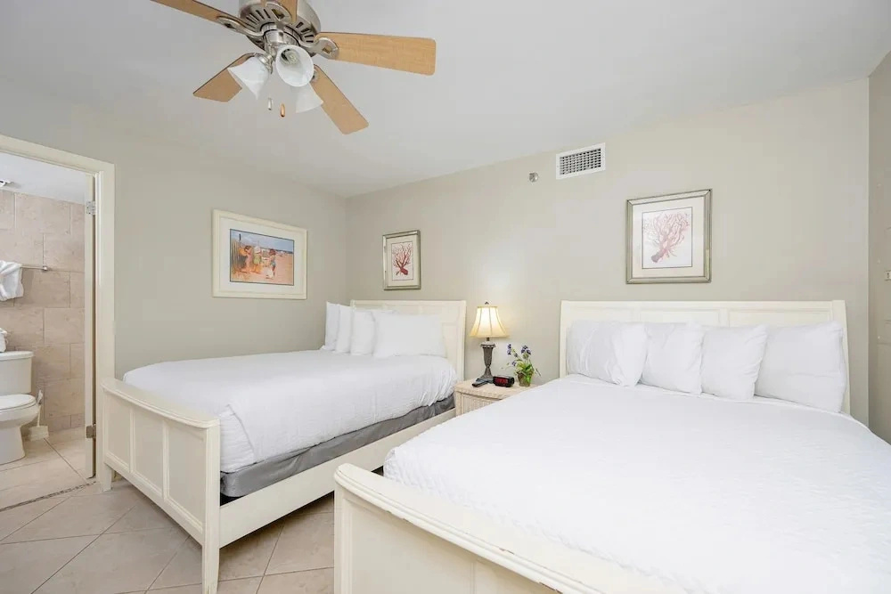 Phoenix V 604 2 Bedroom Condo