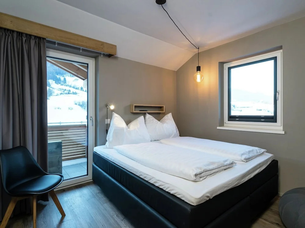 Luxury Holiday Home With Garden in Leogang