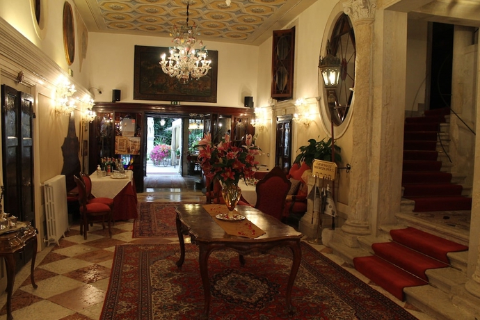 Petit Hotel dels Arts