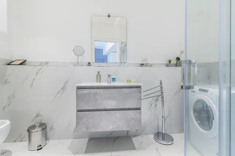 Gran Sasso - Cozy Modern Studio Steps From Piazza Piola
