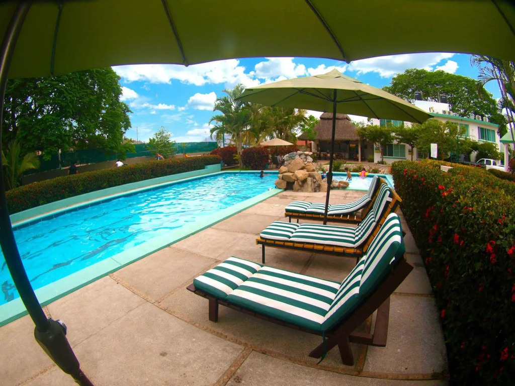 Hotel Parotas Manzanillo