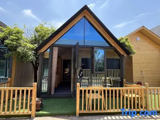 Mengxuanyue Homestay (Huaxi Park Guizhou University Huaxi West Campus)
