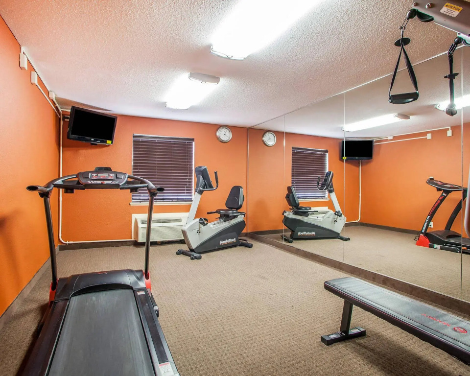 Quality Inn Saint Louis Airport