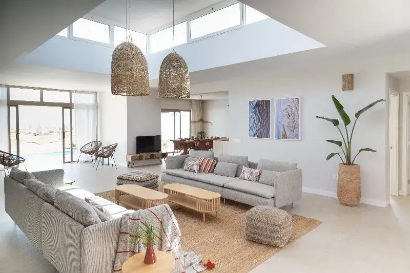Ereza White Homes