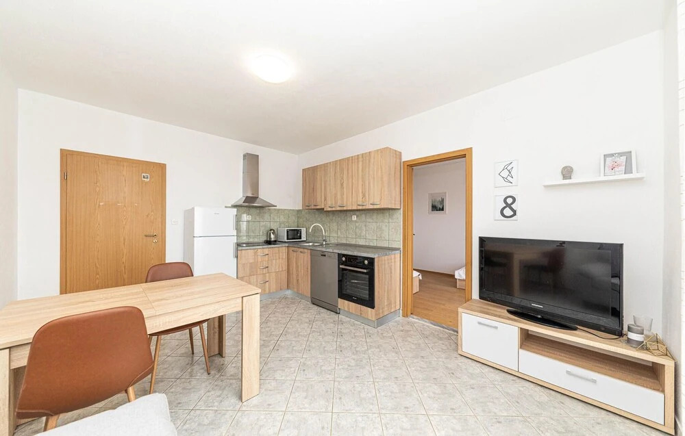 Beautiful Apartment in Kastel Gomilica With Outdoor Swimming Pool, Wifi and 2 Bedrooms