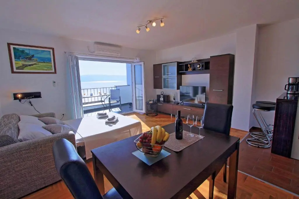 Studio Apartman LUKA
