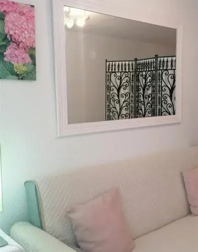 Bright Apartment With Bedroom, Living Room and Private Bathroom by the sea