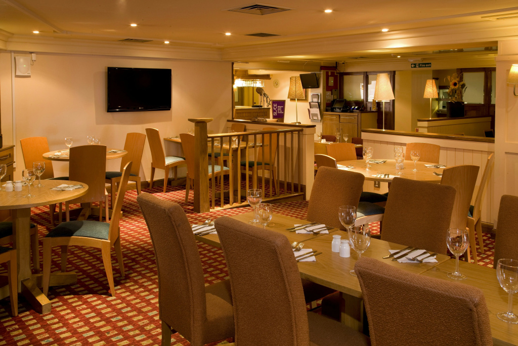 Premier Inn London Putney Bridge