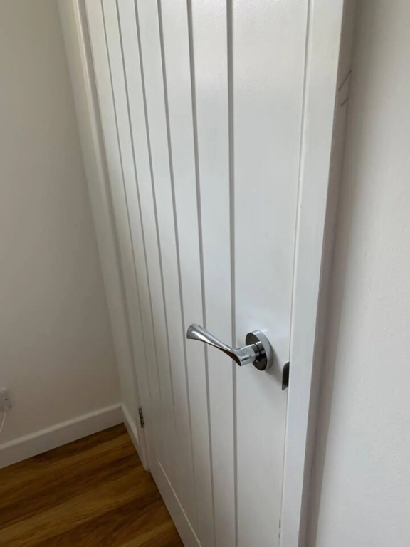Lodge , air con , Free Parking , Mini bar