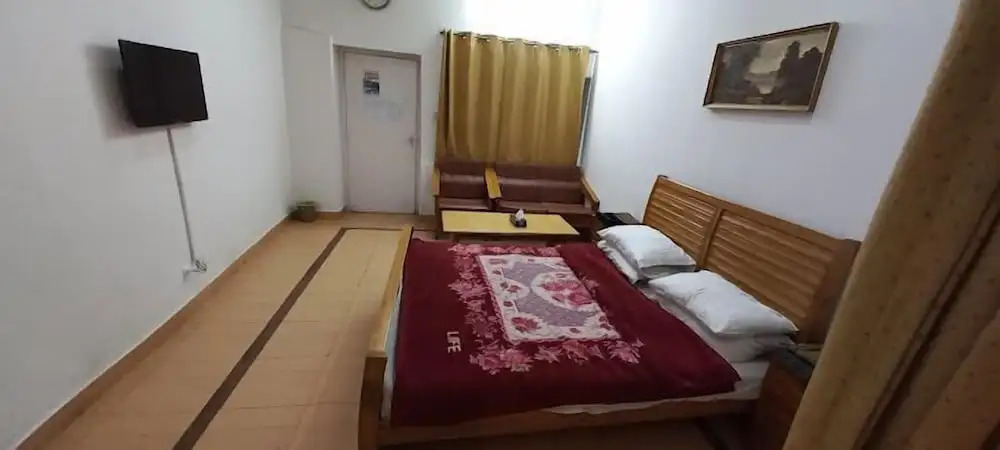 Satwal Lodges
